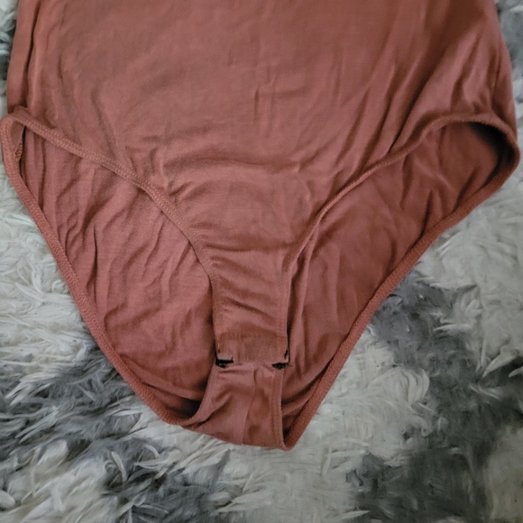 Girl Power bodysuit small - Picture 3 of 5